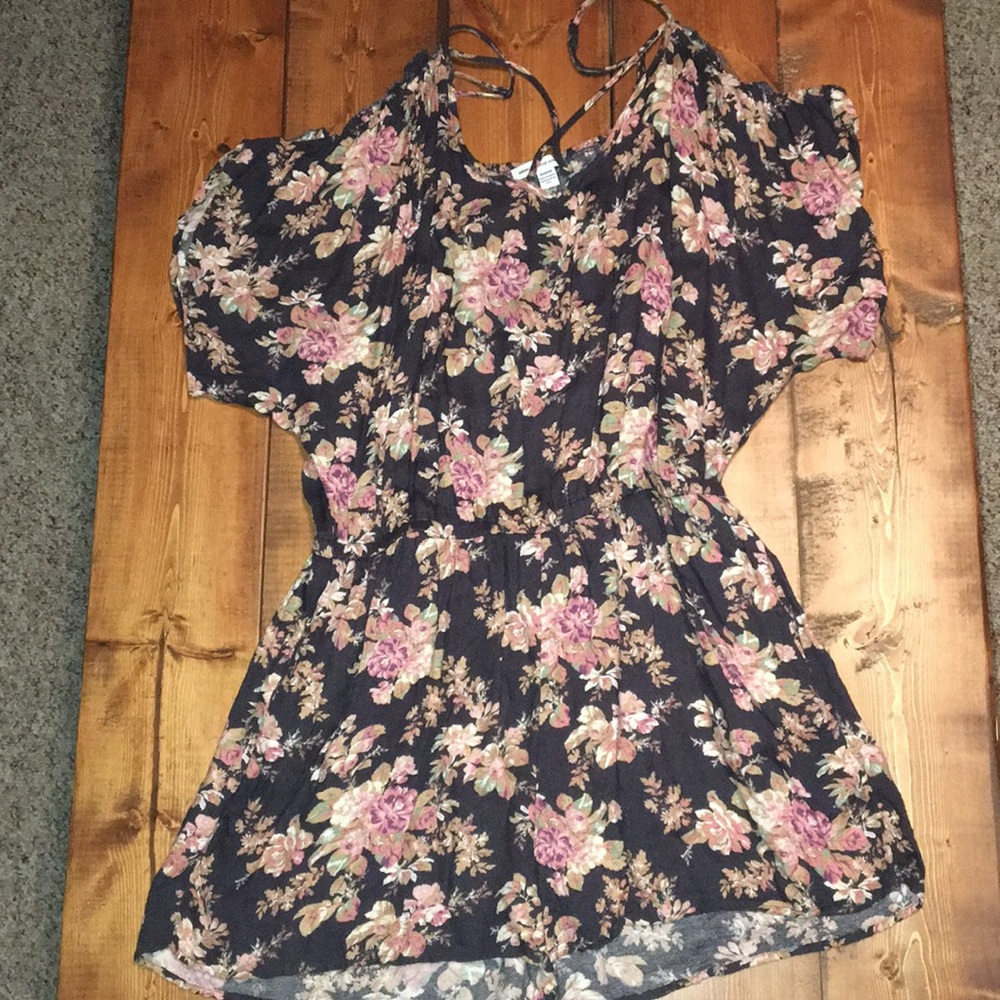 NWOT American eagle romper